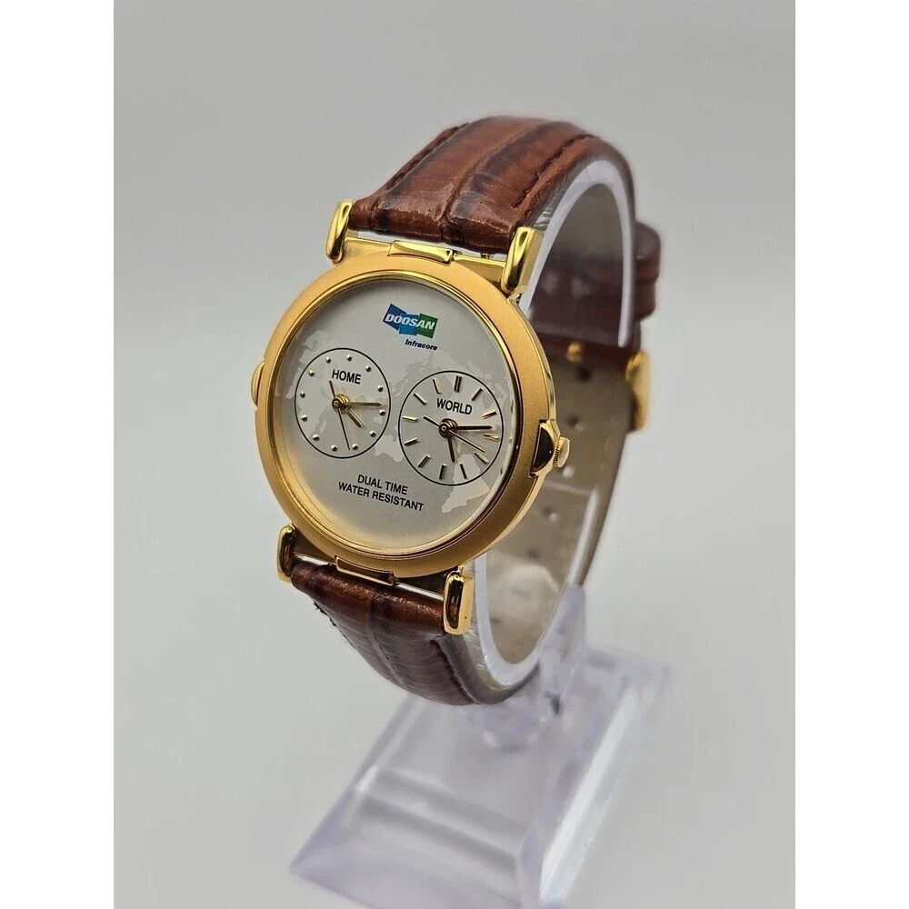 Doosan Infracore Dual Time World Map Dial Gold Tone Quartz Men Watch New Battery